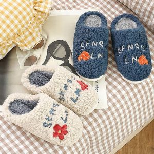 Flower Letters Plush Slippers - Modakawa Modakawa